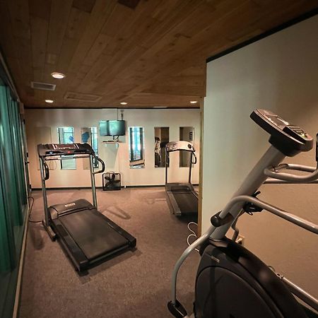 Whitetail Lodge Saint Germain 외부 사진