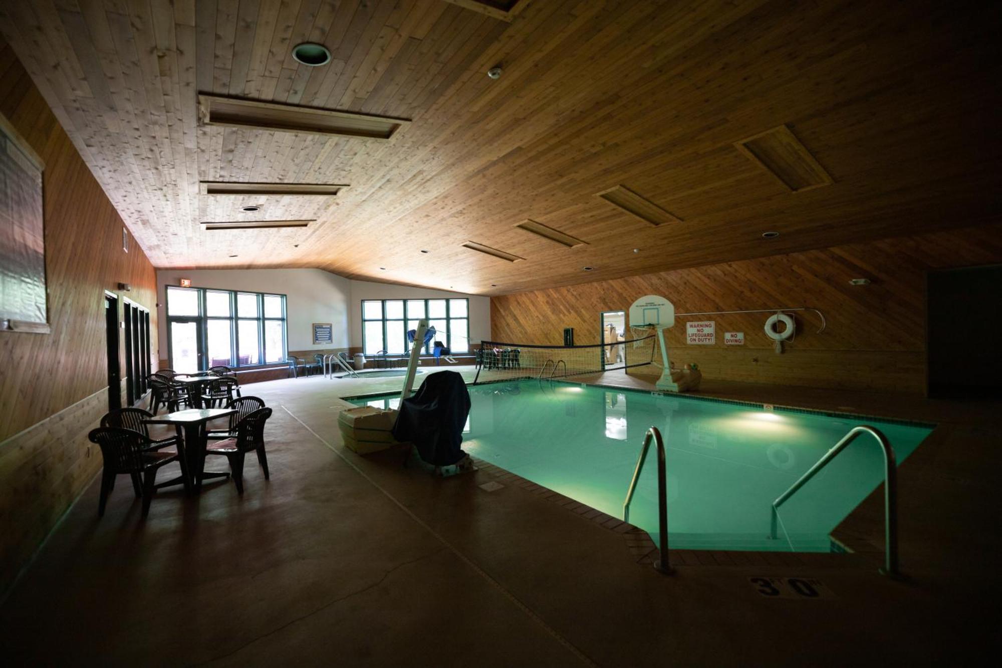Whitetail Lodge Saint Germain 외부 사진